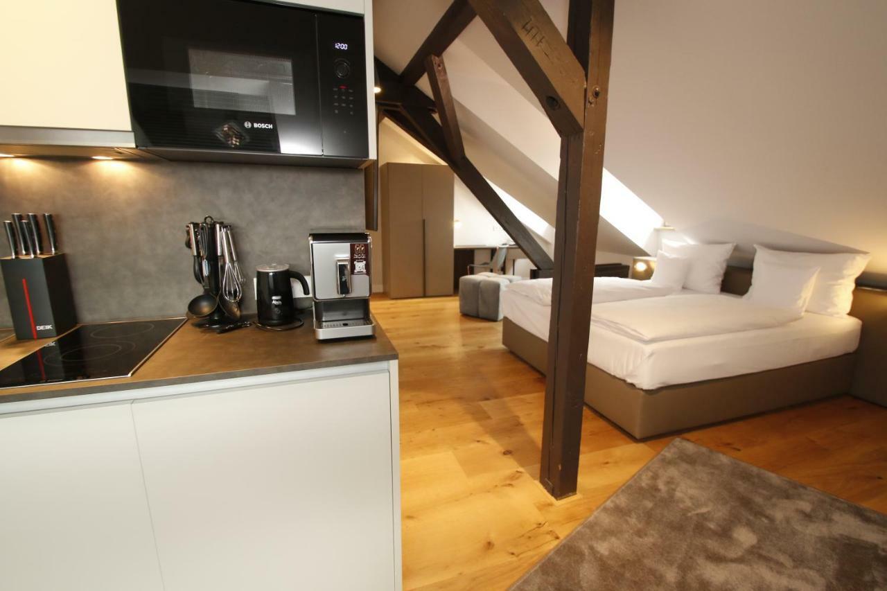 Amelie No 1 Hotel & Appartements Ландау  Экстерьер фото