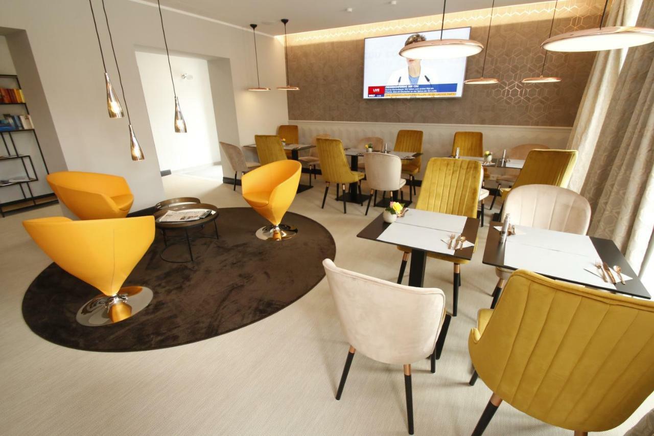 Amelie No 1 Hotel & Appartements Ландау  Экстерьер фото