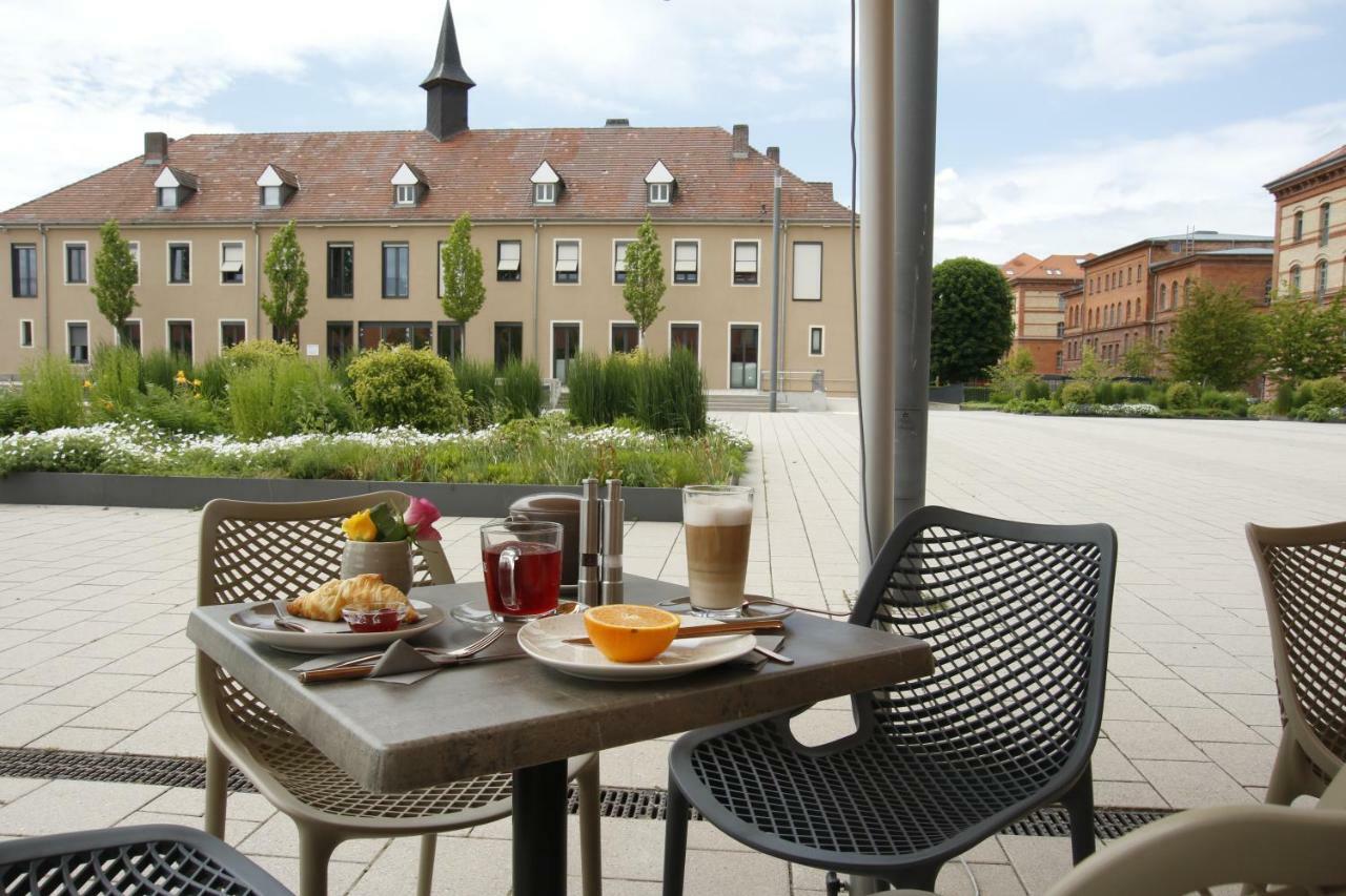 Amelie No 1 Hotel & Appartements Ландау  Экстерьер фото